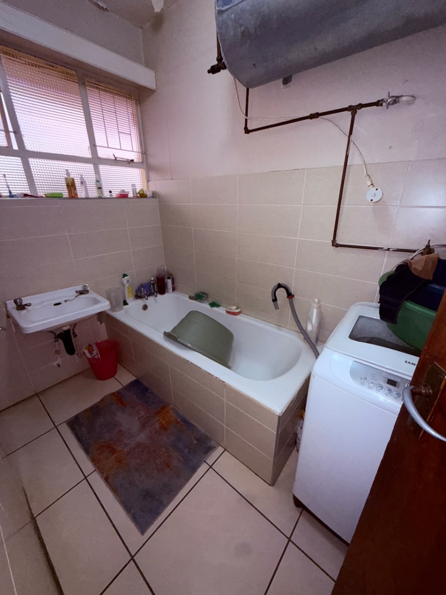 2 Bedroom Property for Sale in Potchefstroom North West